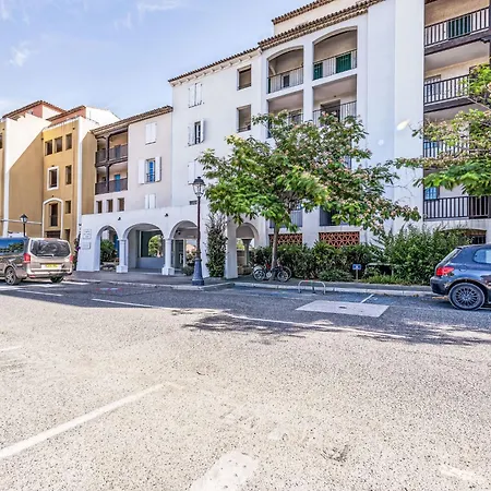 Les Marines-11 By Interhome Appartement Gassin